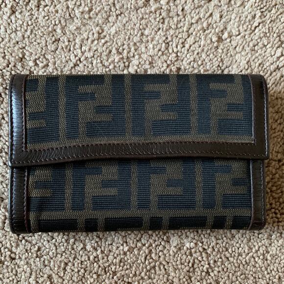 F1058 Fendi women's zucca monogram and brown leather wallet - Picture 1 of 6